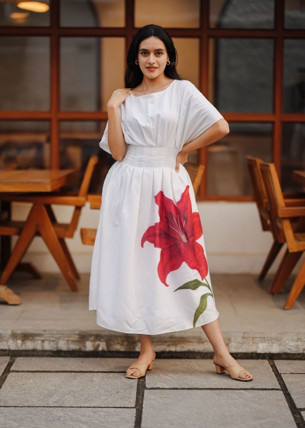 Linen Red Bloom