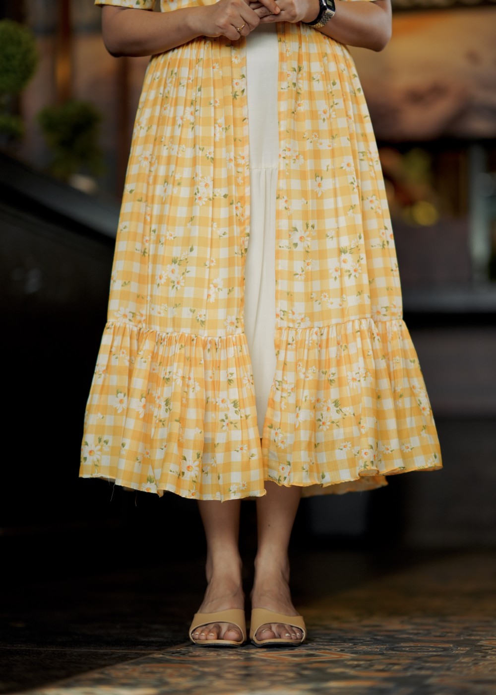 Linen Daisy Checks